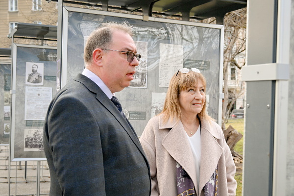 Документална изложба „Възкресението на Свободата“ бе открита в  Градската градина на София