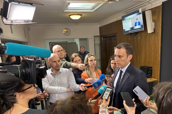 Няма да бъде прекратен конкурсът за главен архитект, заяви кметът на София Васил Терзиев