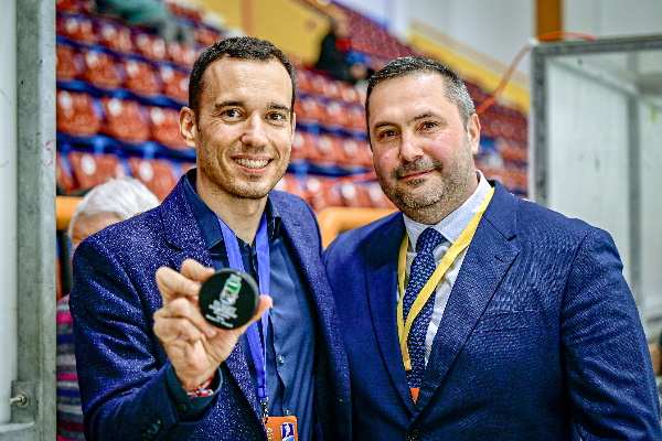 Кметът Васил Терзиев откри Световно първенство по хокей за юноши в София