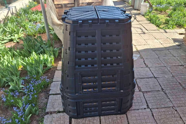 Столичната община раздава 2000 компостера на домакинствата в цяла София