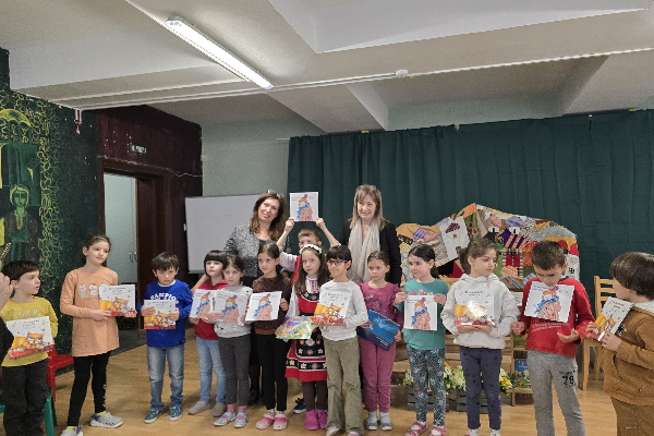 Заместник-кметът Благородна Здравкова се включи в четенето на приказки  в 113. ДГ „Преспа“ по повод Международния ден на детската книга
