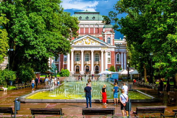 Столичната община пуска градските фонтани преди Великден