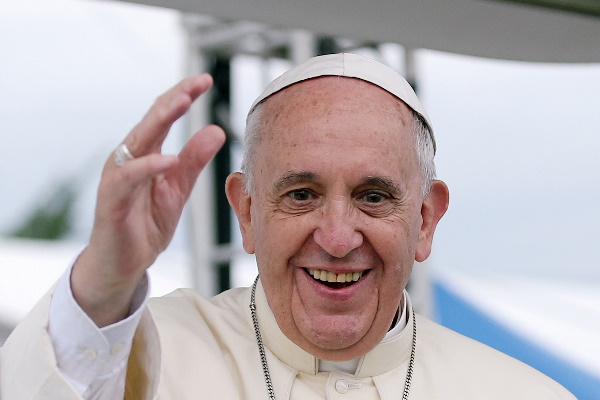 Папа Франциск е пример за диалог, за отстояване и запазване на мира и грижа към нуждаещите се, заяви кметът на София Васил Терзиев