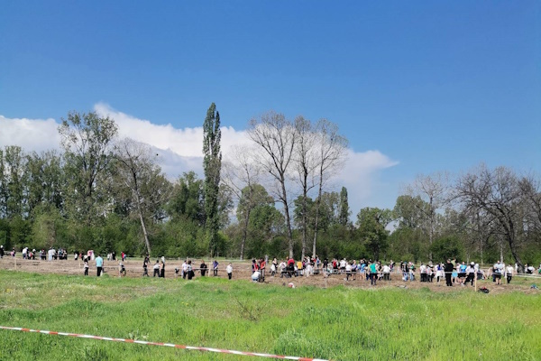 С над 800 доброволци пролетното залесяване на “Новата гора на София” завърши 10 дни по-рано