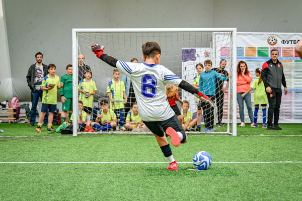 Столичната община и БФС наградиха победителите в Мини шампионската лига по футбол за ученически отбори