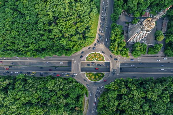 Столичната община обяви новите поръчки за поддръжка на зелената система - включват училищата, гробищата и повишени изисквания към изпълнителите