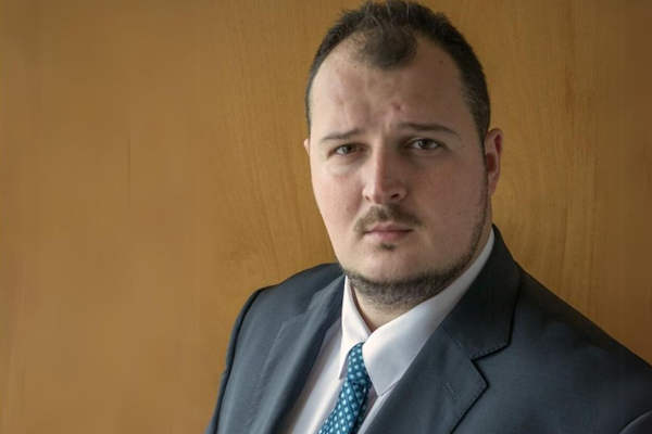 Зам.-кметът Никола Лютов: Столична община не обсъжда вариант за спиране на трамвайни линии и ще работи за изпълнение на решението на ВКС за бул. 