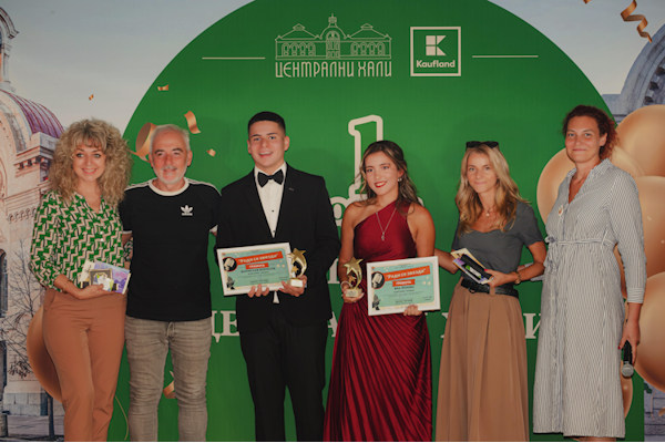 Концерт на сцената на „Роди се звезда“