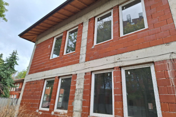 Продължава работата по изграждане на нови корпуси към детски ясли в 