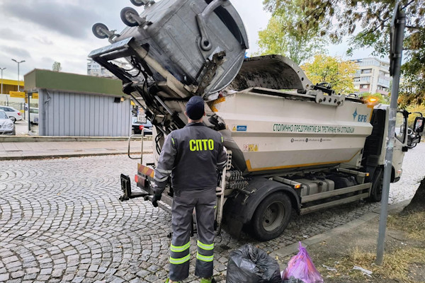 Столичната община тества 100% чистене по график в „Люлин“ и „Красно село“ този уикенд