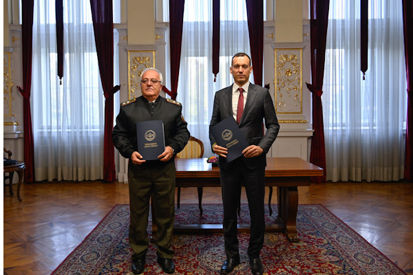 Кметът Васил Терзиев подписа споразумение за разширяване на сътрудничеството с Военната академия