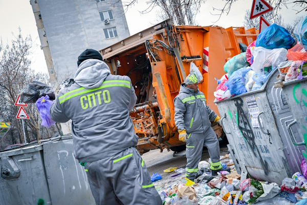 Сметопочистването в София: 19 камиона днес обслужват „Слатина“, „Подуяне“ и „Люлин“