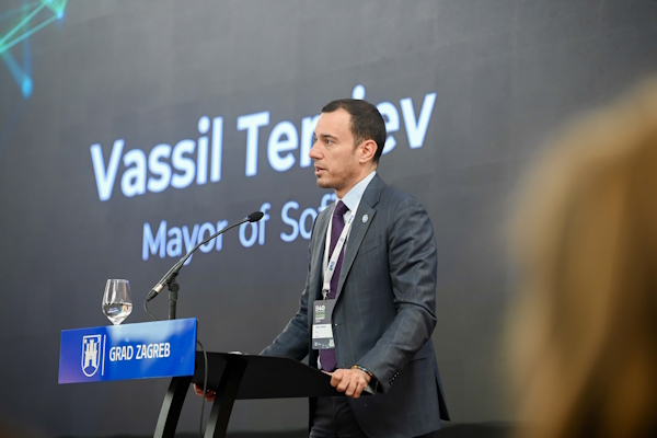 Васил Терзиев пред B40: Балканските градове са по-силни от политическия натиск и остават двигател на демокрацията