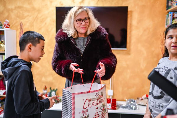 Стани герой в живота на едно дете: Стартира Програмата „По-голям брат/сестра“ на Столична община