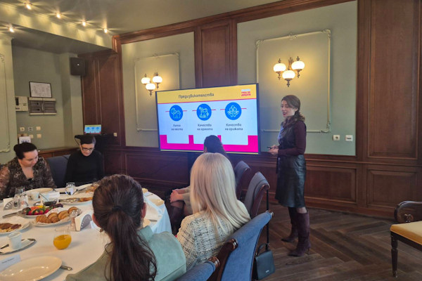 Десислава Желязкова обсъди с представители на Сдружение „Дамски форум“ и Съвета на жените в бизнеса в България  стратегията “София - град на децата: Първите 7”