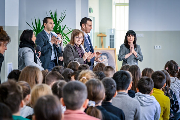 Васил Терзиев посети 8. СУ „Васил Левски“ по повод годишнината от гибелта на Апостола