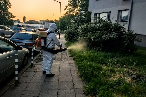 Столичната община започва по-рано обработките срещу кърлежи, комари и гризачи