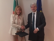 Кметът Фандъкова подписа договор по европроект за подобряване качеството на атмосферния въздух на територията на Столична община