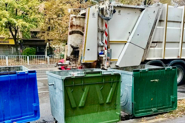 Столичната община класира изпълнител за дългосрочно почистване в още три района на София