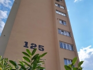 Кметът Фандъкова посети обновения с мерки за енергийна ефективност блок в район „Искър“