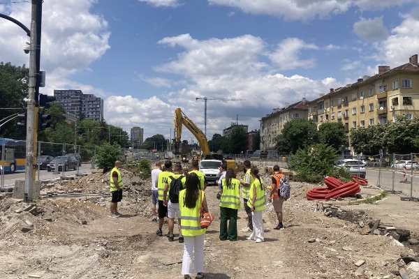 Столичната община и УАСГ проведоха обучение на студенти на терен на бул. ”Кн. Мария-Луиза”