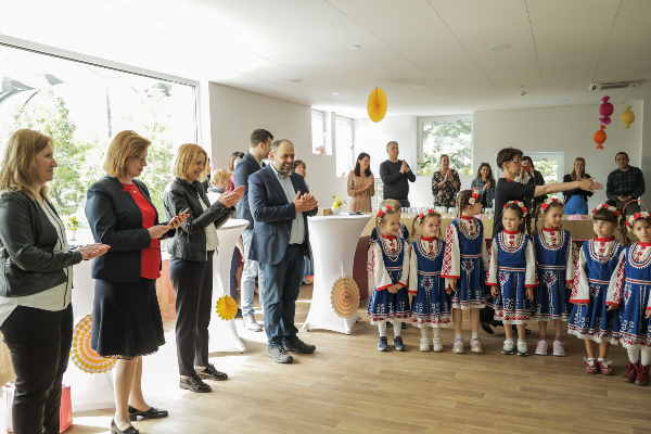 Кметът на София Фандъкова присъства на откриването на разширение на ДГ № 192 „Лозичка“ в район 