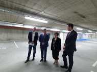 Буферният паркинг при метростанция 