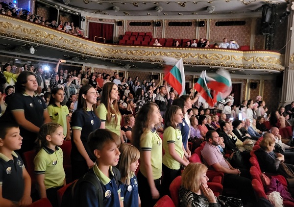 Мирослав Боршош: Създадохме химни за шест български училища