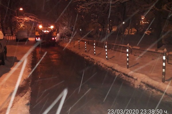 В София 140  машини са извършили обработки със смеси срещу заледяване и почистване на сняг