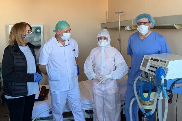 Фандъкова: Разкриваме отделение за лечение на пациенти с COVID-19 в общинската Първа градска болница
