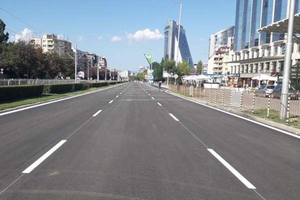 Възстановява се движението по изцяло обновения участък от бул. “България“ от бул. “Тодор Каблешков“ до бул. “Гоце Делчев“