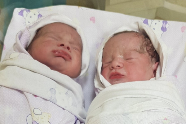 Близнаците Алекс и Петър увеличиха момчешкия инвитро отбор на Столична община