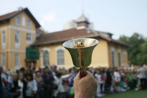 Кметът Фандъкова обсъди с директори готовността за започване на новата учебна година